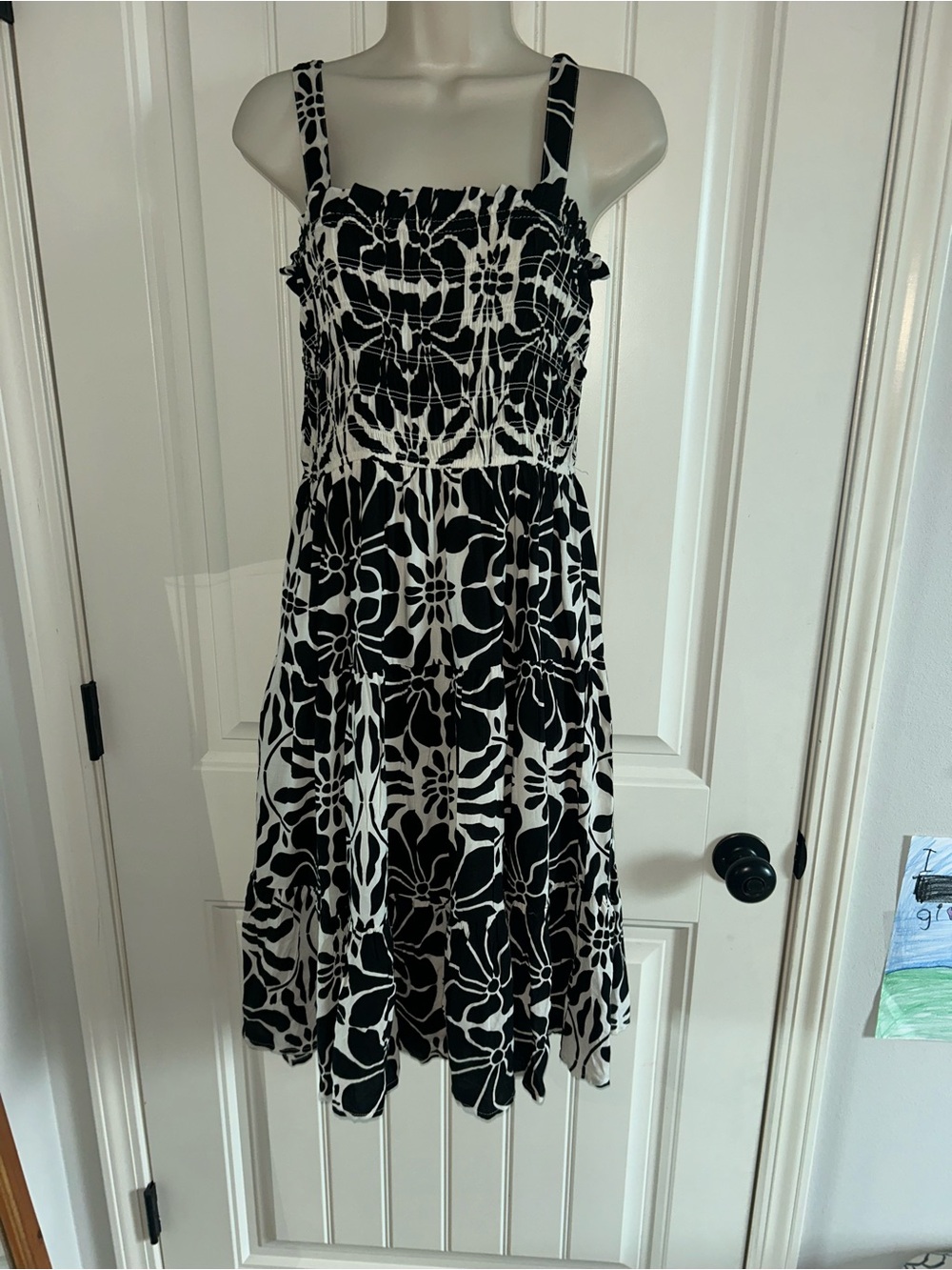 NEW Dizzy Lizzy Smocked Black and White Floral Midi Dress Sz M